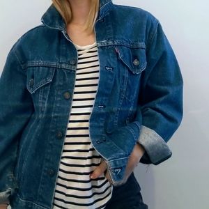 Vintage Levi's Denim Jacket 💙
